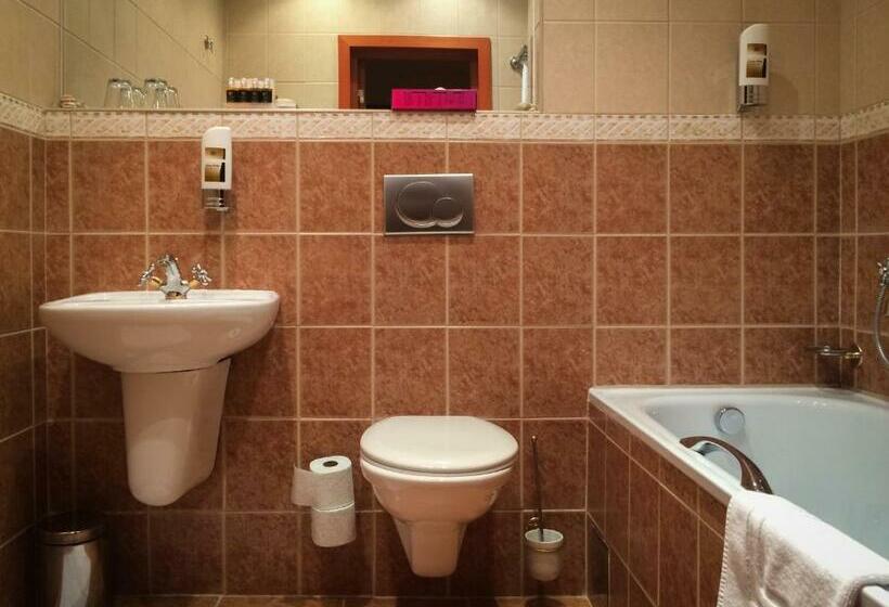 带1个卧室的公寓, Kormorán