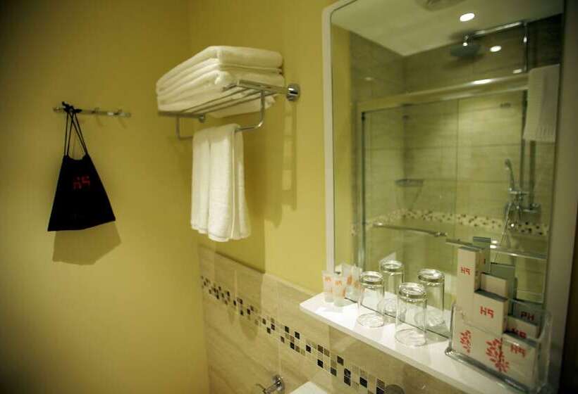 اتاق استاندارد, Nine Ulaanbaatar