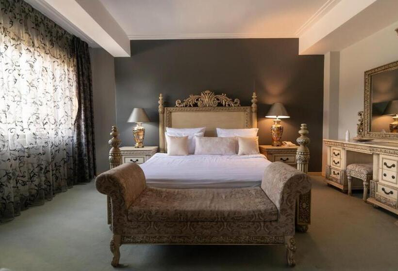 آپارتمان 1 خوابه, Radika