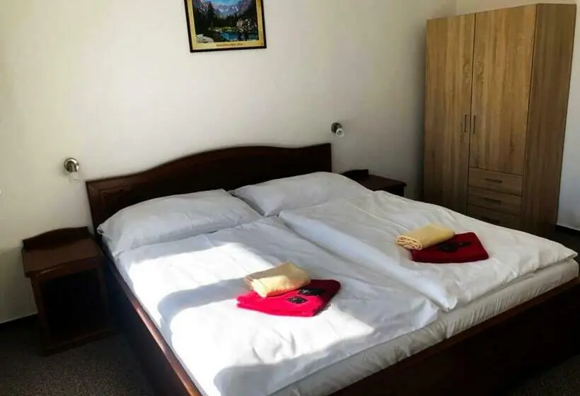 Standard-huone, Sasanka