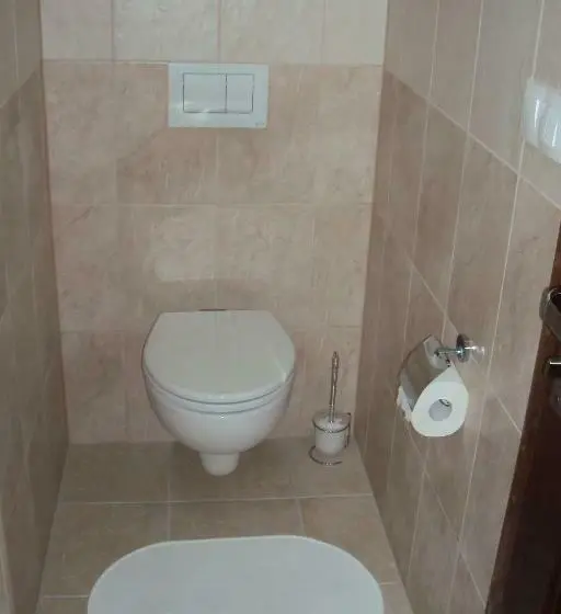 Standard Kolmen Hengen Huone, Motel Senec