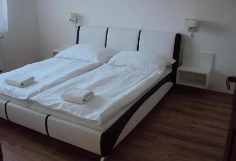Huoneisto 1 Makuuhuone, Motel Senec
