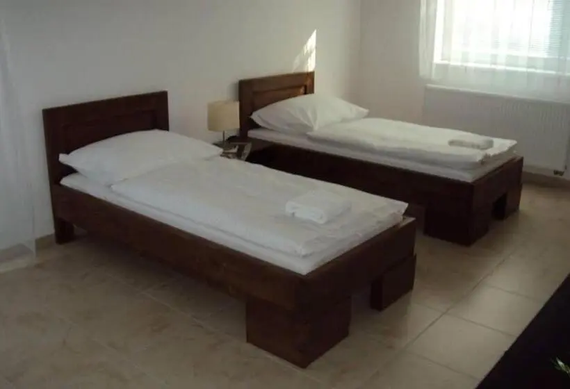 Standard-huone, Motel Senec