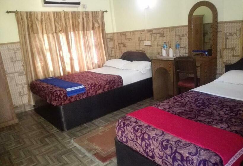 اتاق لوکس, Rainbow Safari Resort