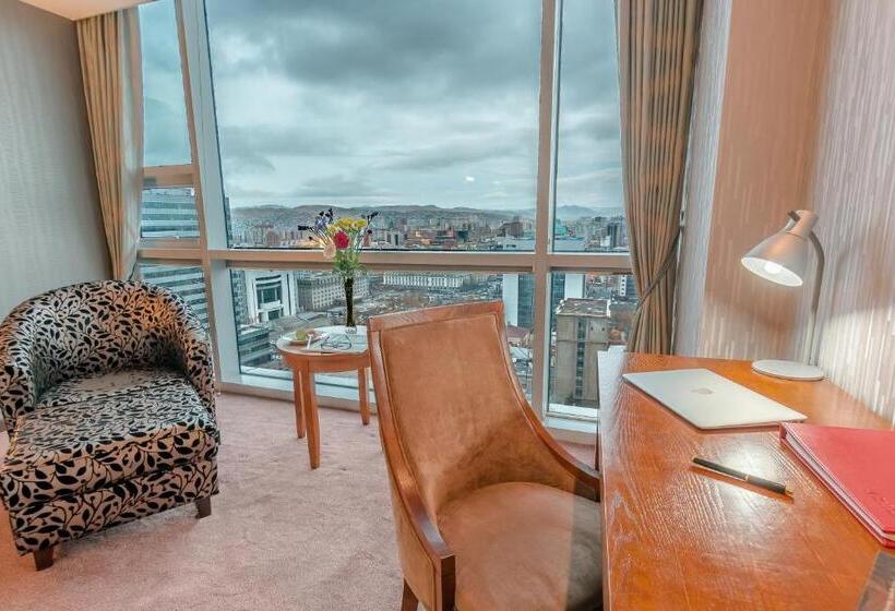 اتاق دلوکس با تخت کینگ و چشم‌انداز شهر, The Blue Sky Hotel And Tower