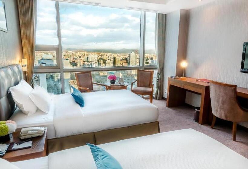 اتاق لوکس, The Blue Sky Hotel And Tower