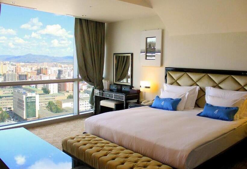 سوئیت پرزیدنت, The Blue Sky Hotel And Tower