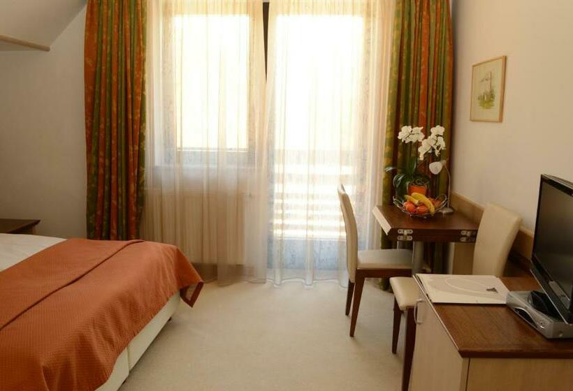 اتاق استاندارد با بالکن, Vila Park B&b   Adults Only