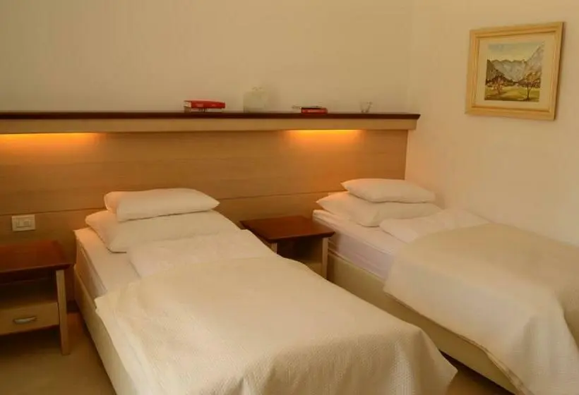 اتاق استاندارد با بالکن, Vila Park B&b   Adults Only