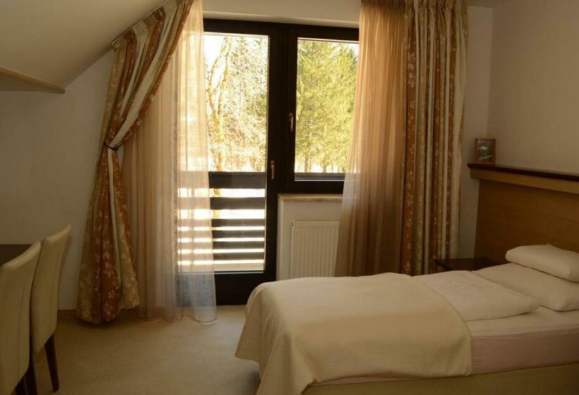 اتاق استاندارد با بالکن, Vila Park B&b   Adults Only