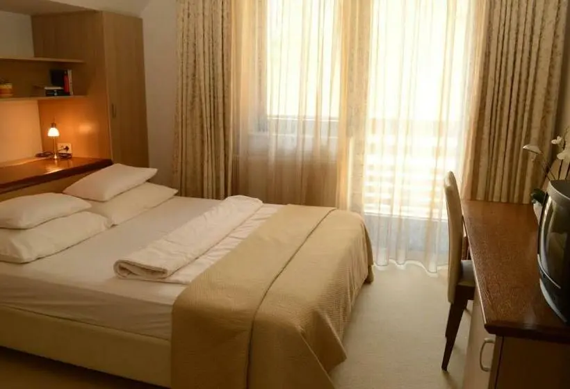 اتاق استاندارد با بالکن, Vila Park B&b   Adults Only