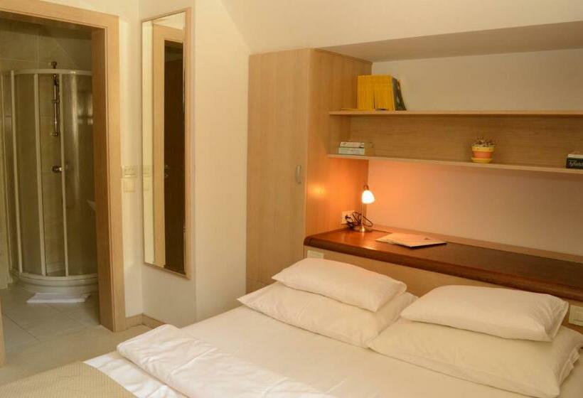 اتاق استاندارد با بالکن, Vila Park B&b   Adults Only