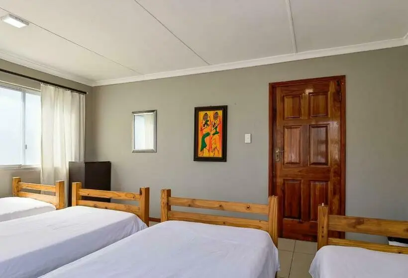 ルームシェアのワンベッド, Ballito Backpackers