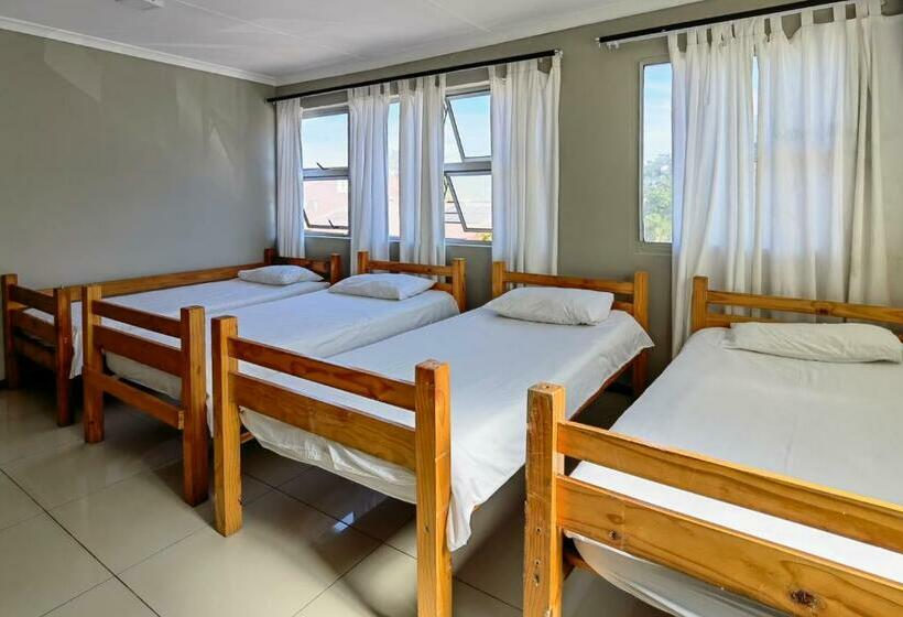 Кровать в Общей Комнате, Ballito Backpackers