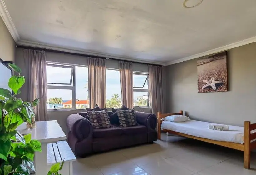 オーシャンビュースイート, Ballito Backpackers