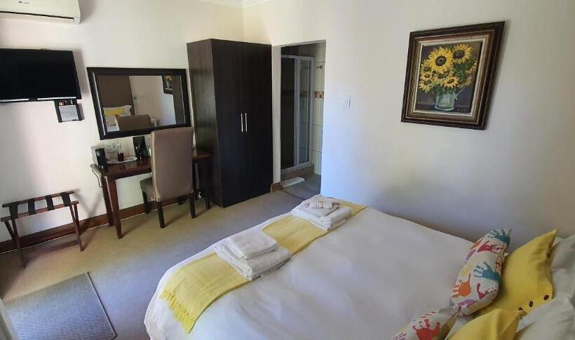 غرفة قياسية مطلّة علي الحديقة, Acacia Lodge