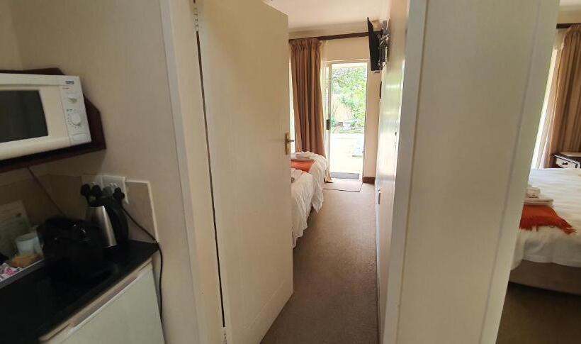 جناح عائلي غرفتين نوم, Acacia Lodge