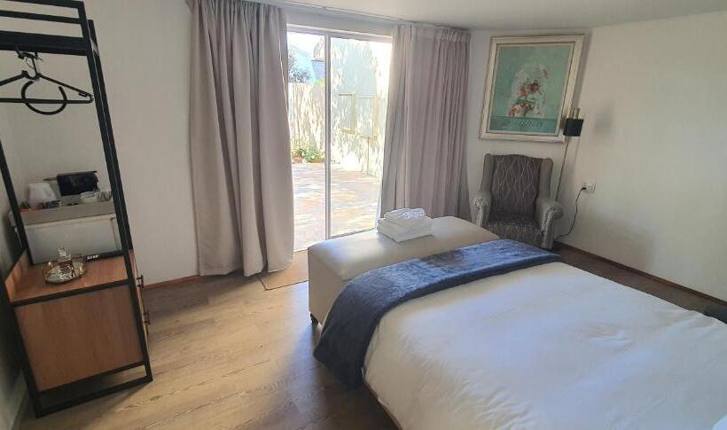 غرفة إقتصادية, Acacia Lodge