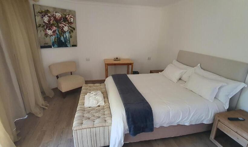 غرفة إقتصادية, Acacia Lodge