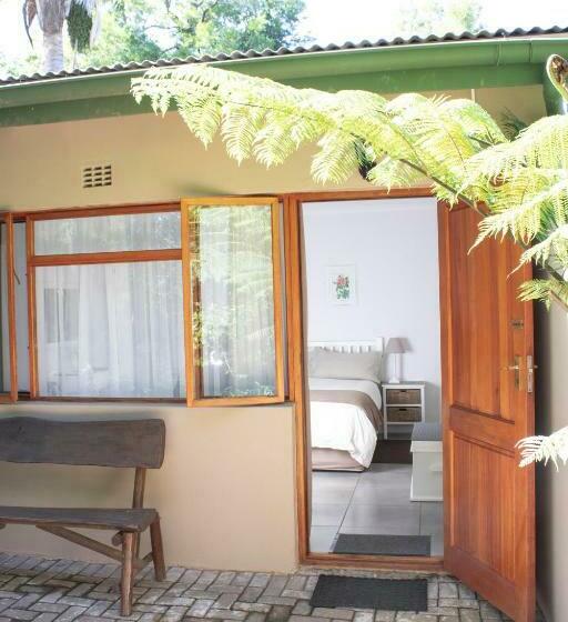 ガーデンビュースタンダードルーム, Andelomi Forest Lodge