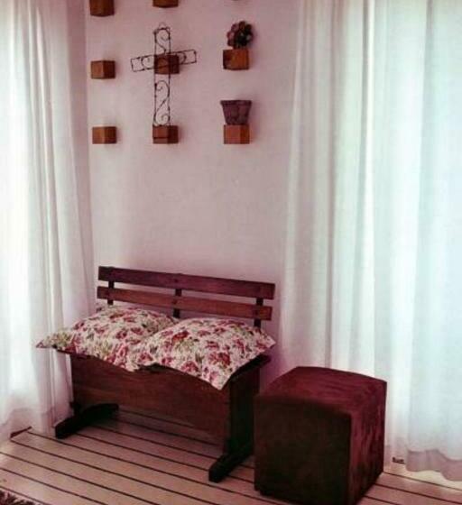Номер Стандарт Вид на Сад, Aspen Guest House