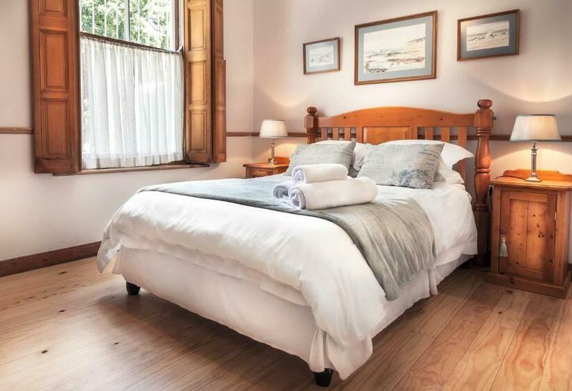 标准间, Avenues Guest House