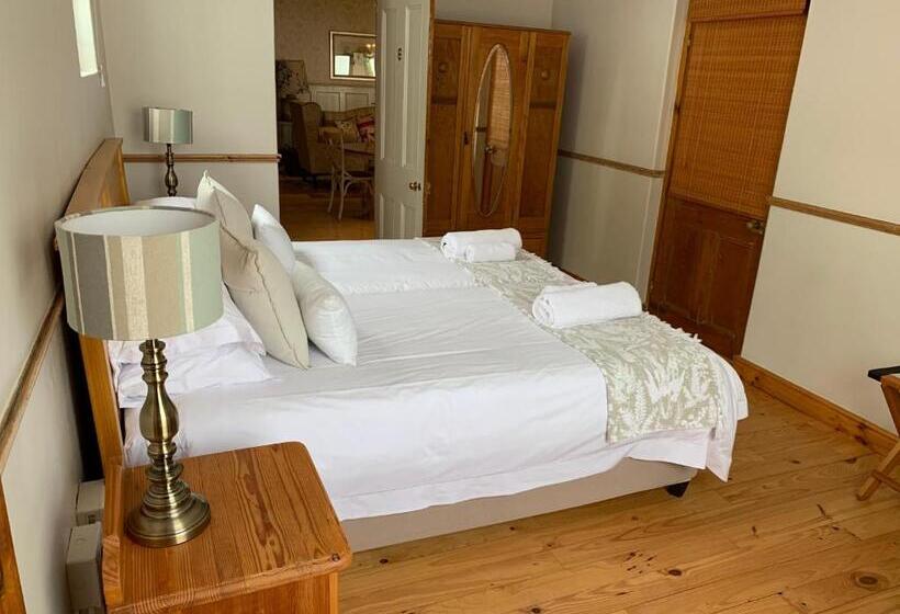 Номер Стандарт, Avenues Guest House