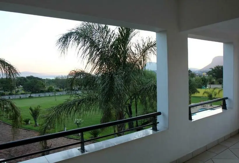 اتاق لوکس با بالکن, Casa Bianca Guest Lodge