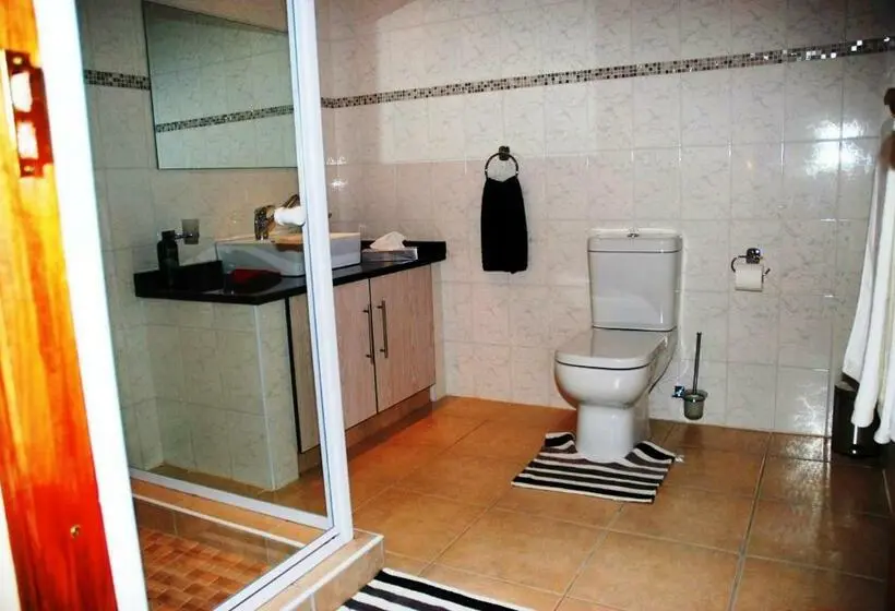 اتاق استاندارد با بالکن, Casa Bianca Guest Lodge