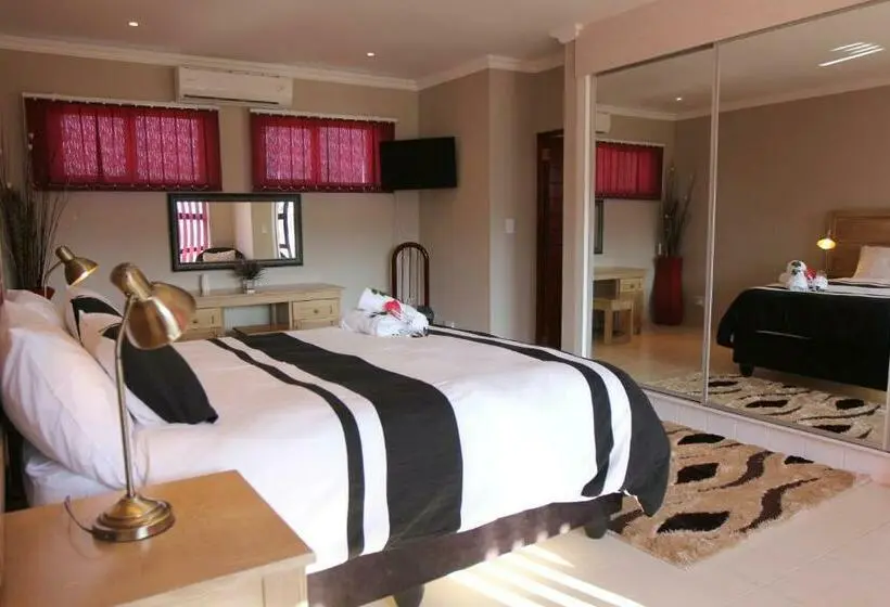 اتاق لوکس با بالکن, Casa Bianca Guest Lodge