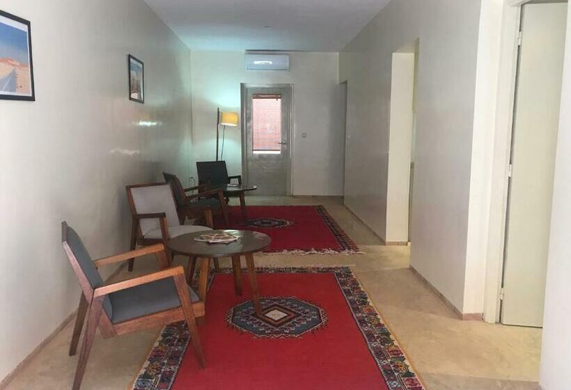 带2个卧室的公寓, Côté Sud