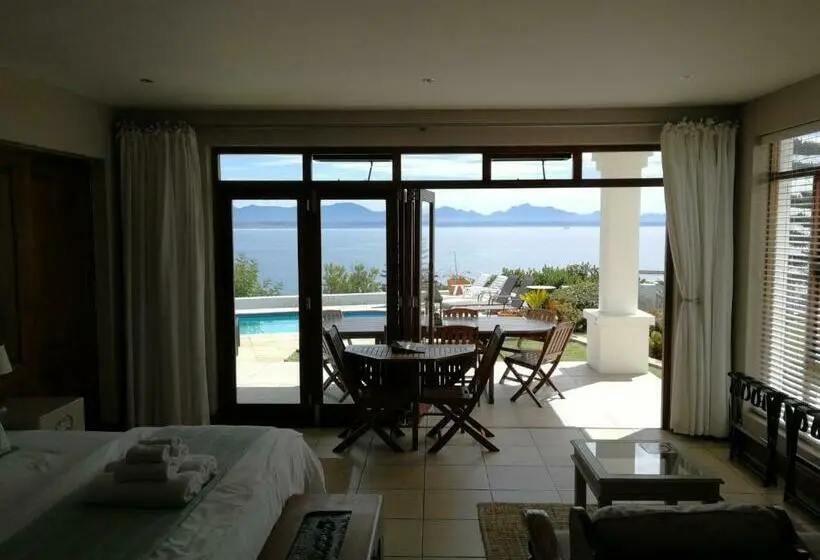 スタンダードルーム, Lavandula Manor Self Catering