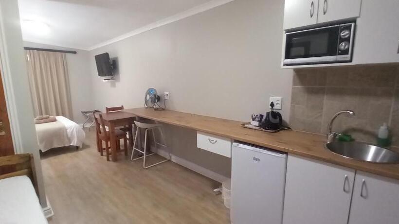 豪华房间, Masada Guest House