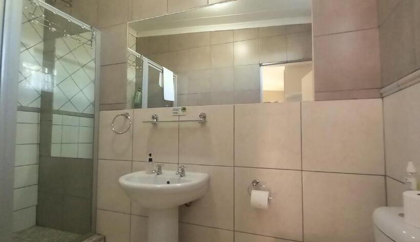 豪华房间, Masada Guest House