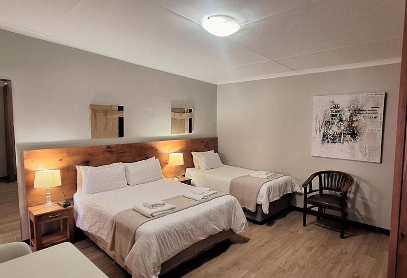 家庭间, Masada Guest House