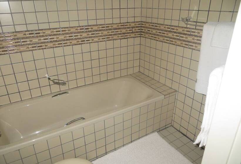 Номер Стандарт Индивидуальный, Nyati Lodges