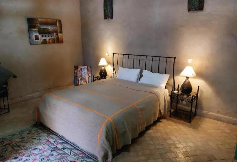 デラックスルーム, Riad Ain Khadra