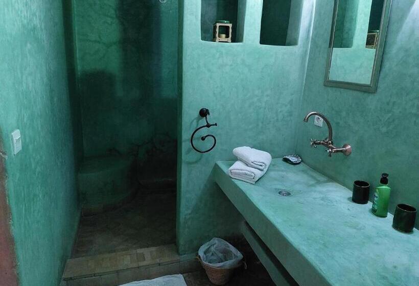 디럭스 룸, Riad Ain Khadra