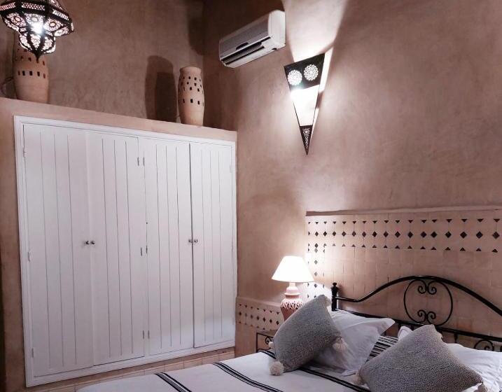 수피리어 룸, Riad Ain Khadra
