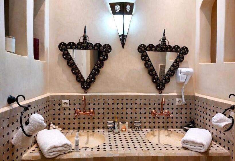 수피리어 룸, Riad Ain Khadra