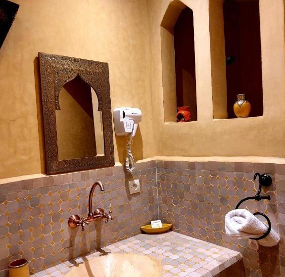 수피리어 룸, Riad Ain Khadra