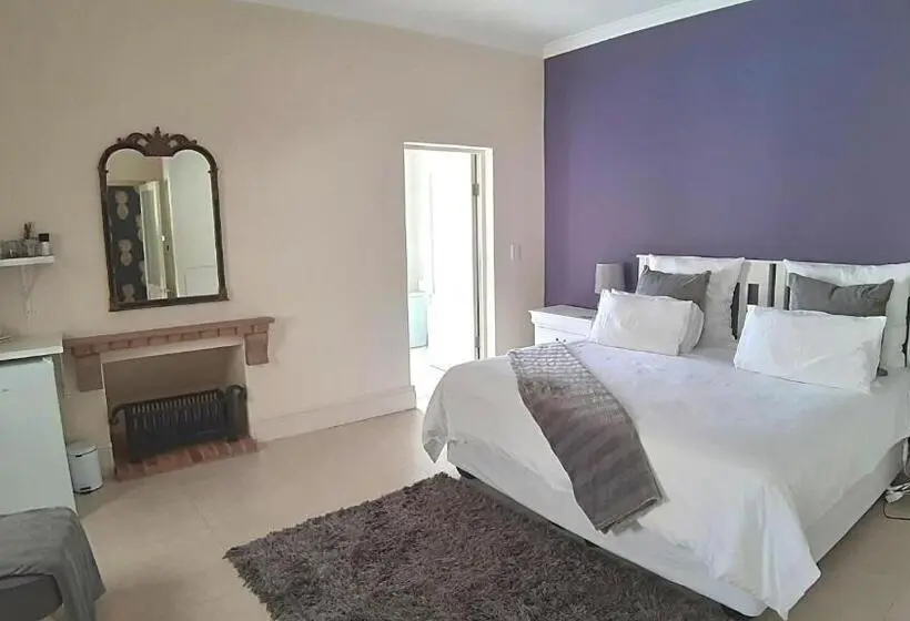 デラックスルーム, Rustic Manor Guest House