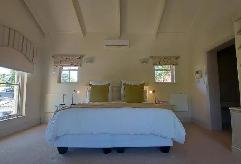 プレミアムスイート, Rustic Manor Guest House