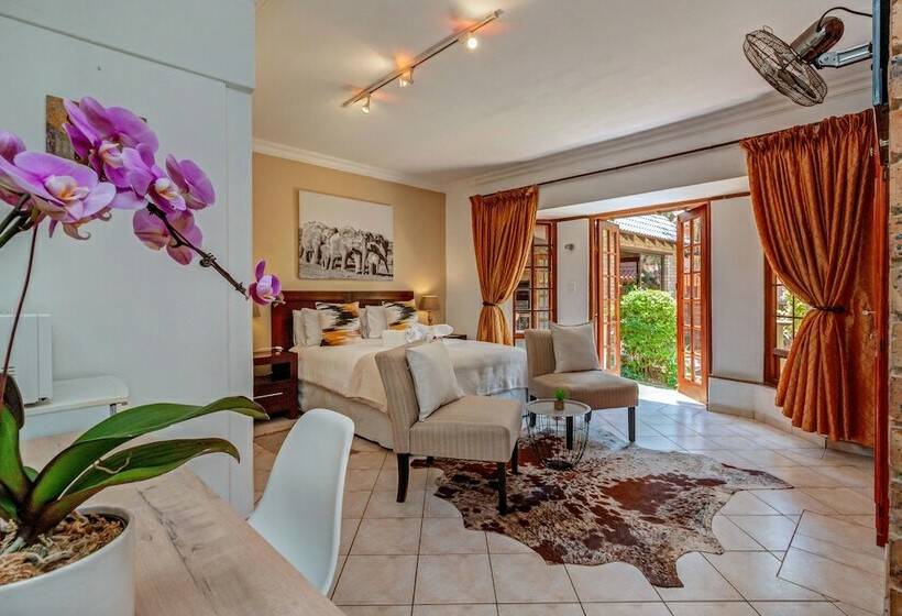 اتاق راحتی, The Dorr Guesthouse