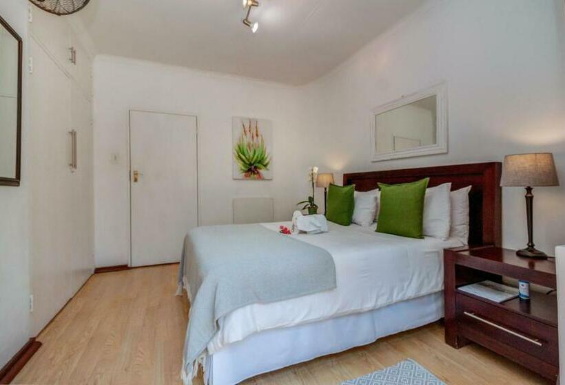 اتاق استاندارد, The Dorr Guesthouse