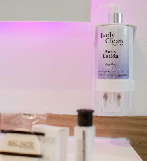 ハイドロマッサージバス付きスイート, Catalina