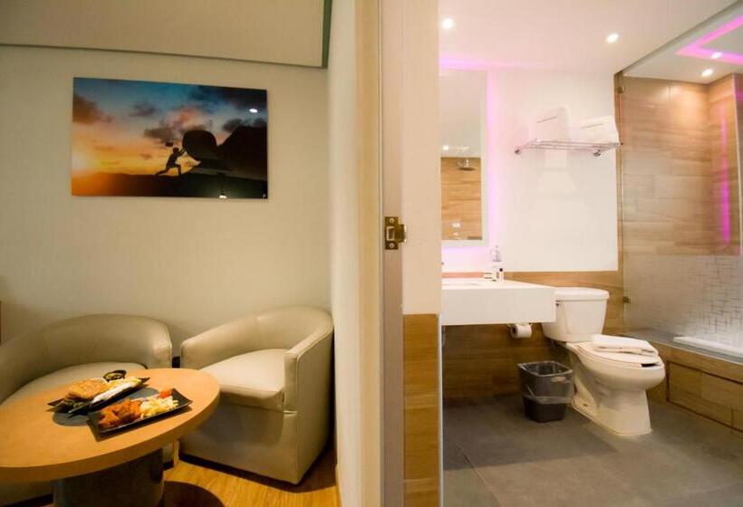 ハイドロマッサージバス付きスイート, Catalina