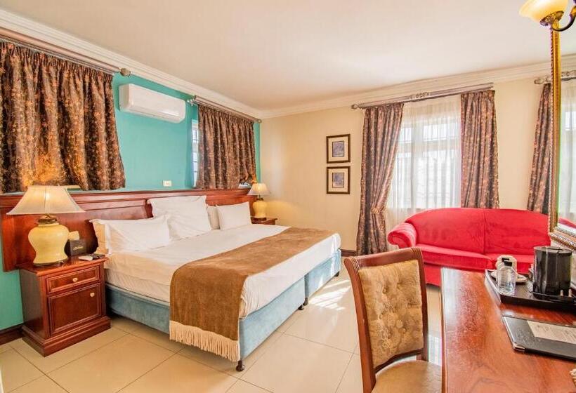 חדר סטנדרט, Emakhosini Boutique