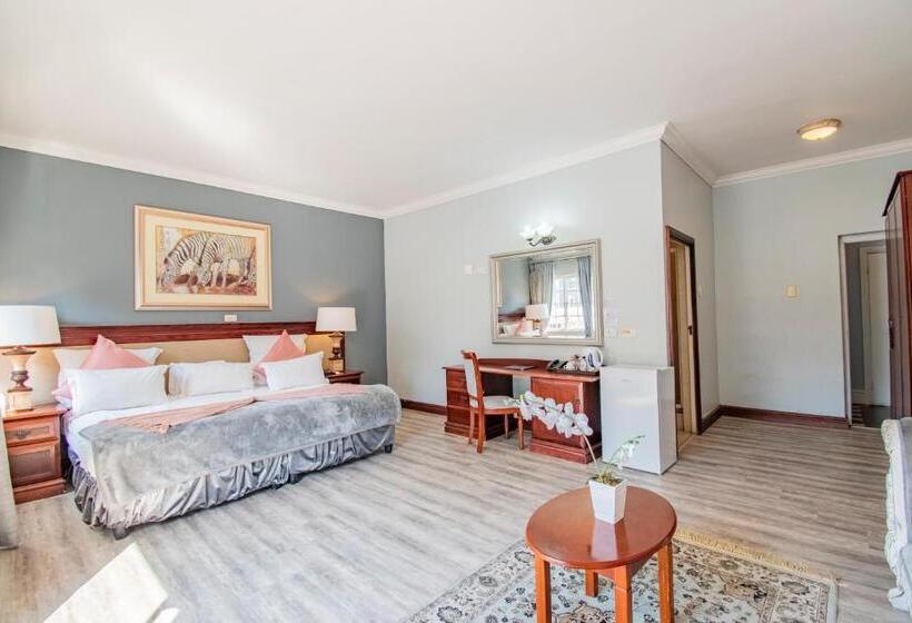 Standard Room King Size Bed, Emakhosini Boutique