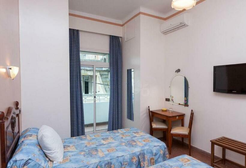 اتاق استاندارد یک نفره, Hôtel Astrid